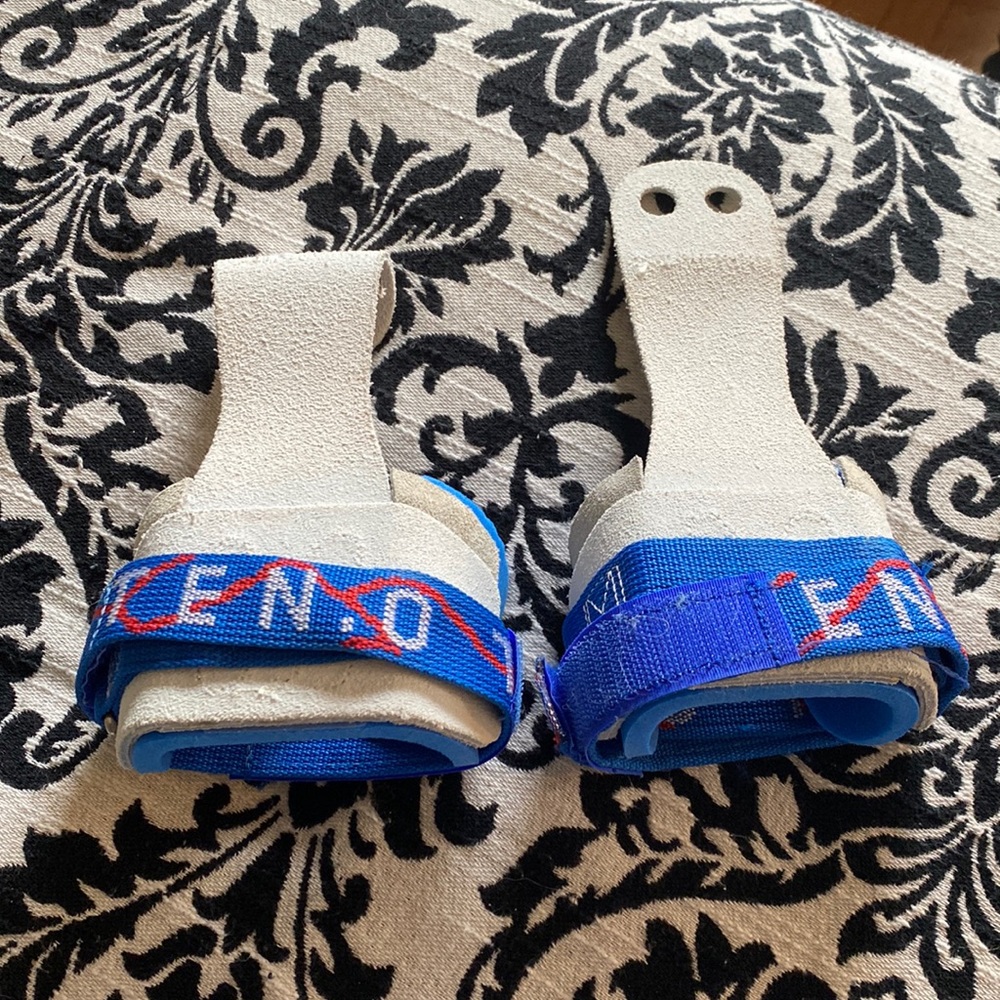 Gymnastics Dowel Grips